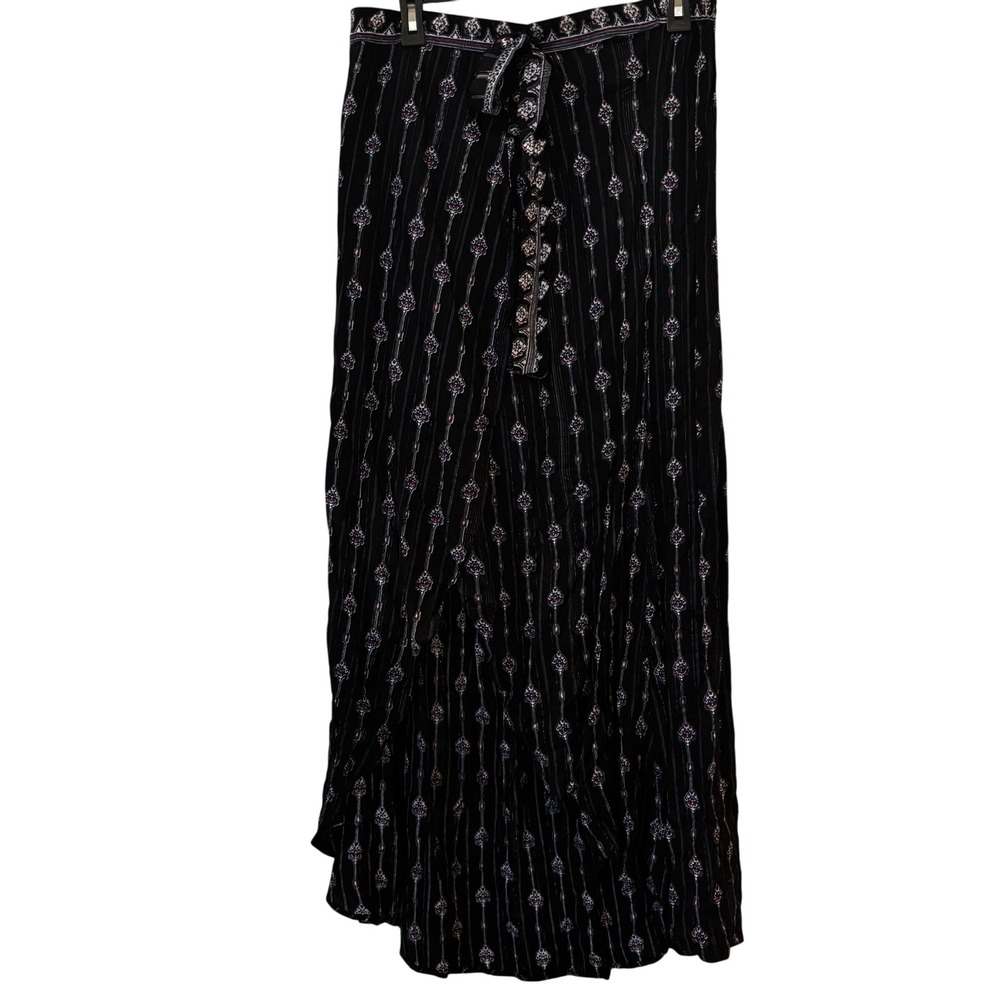 Blue Rain Francesca's Collections Women's Skirt Large NWT Rufflewrap Black